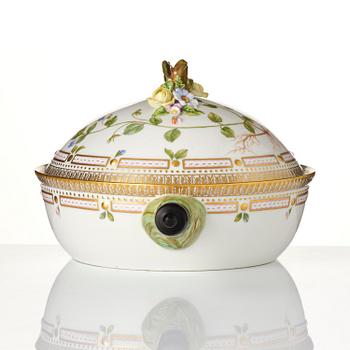 A Royal Copenhagen 'Flora Danica' tureen with cover, Denmark, 20th Century.