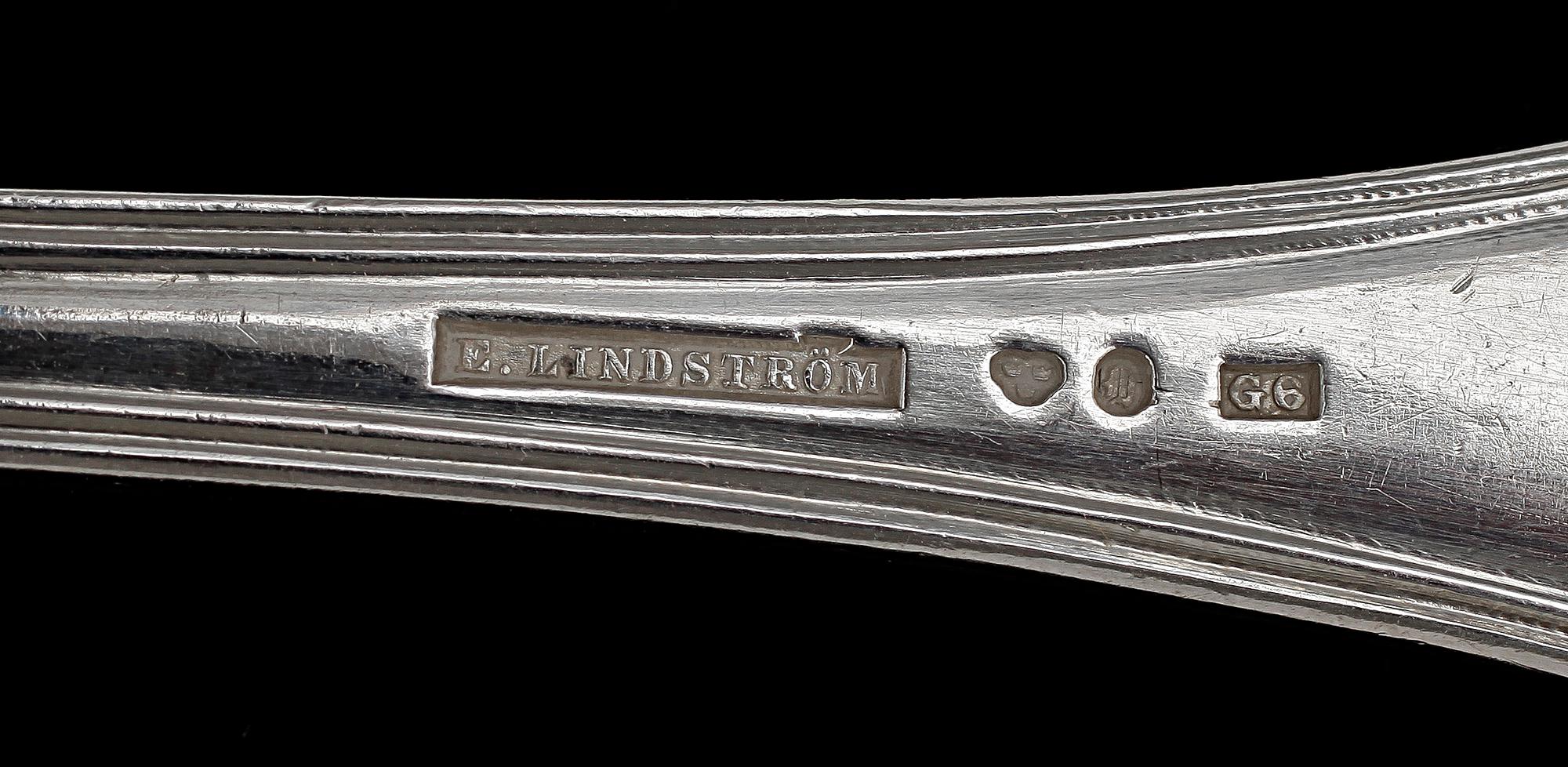 BESTICK, 12 st, bla Carl Ohlsson, Karlskrona 1700/1800. Totalvikt 901 g.