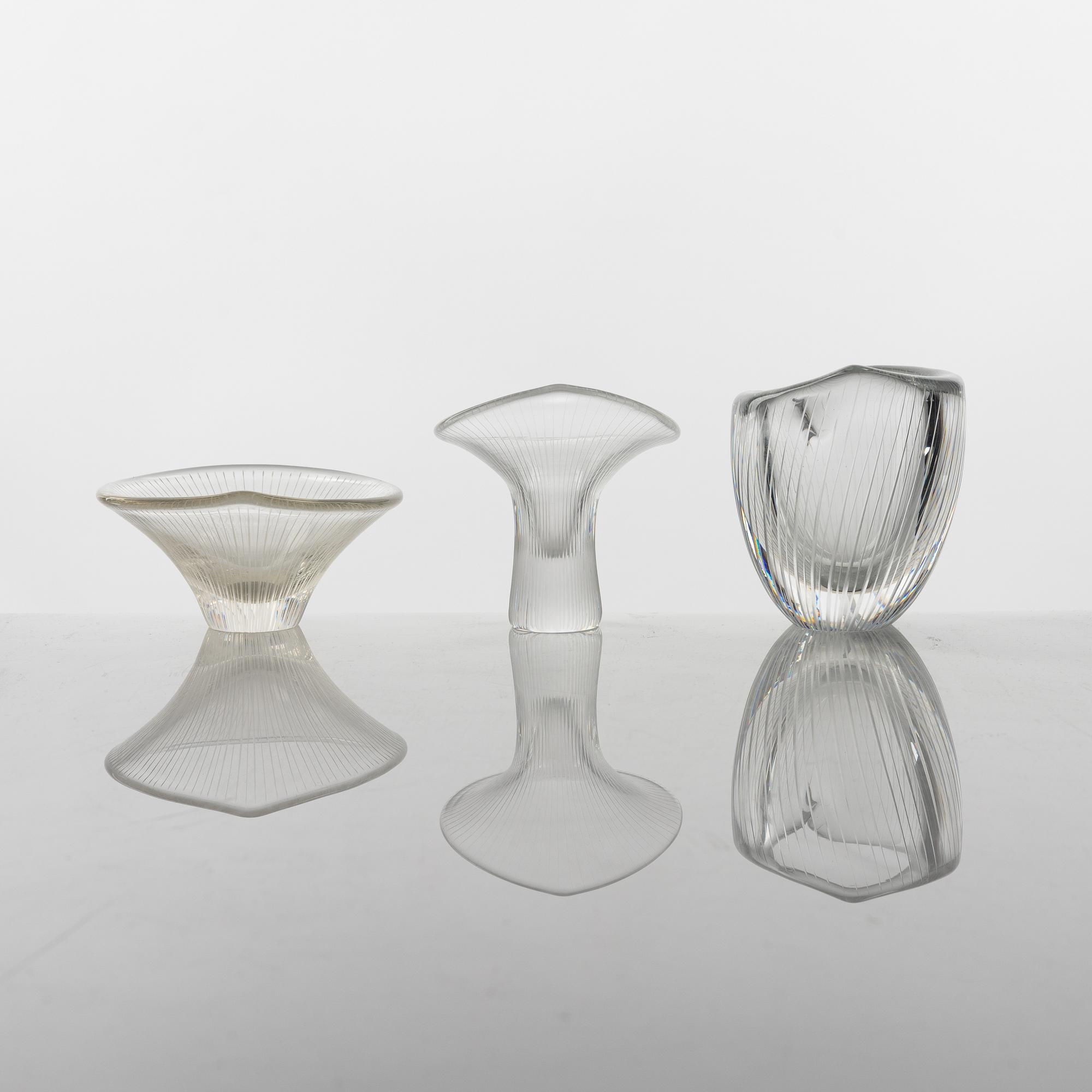 Tapio Wirkkala, vaser, 2 st samt skål, "Kantarelli", Iittala, Finland.