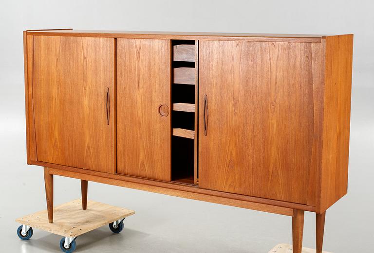 A 1950/60s sideboard.