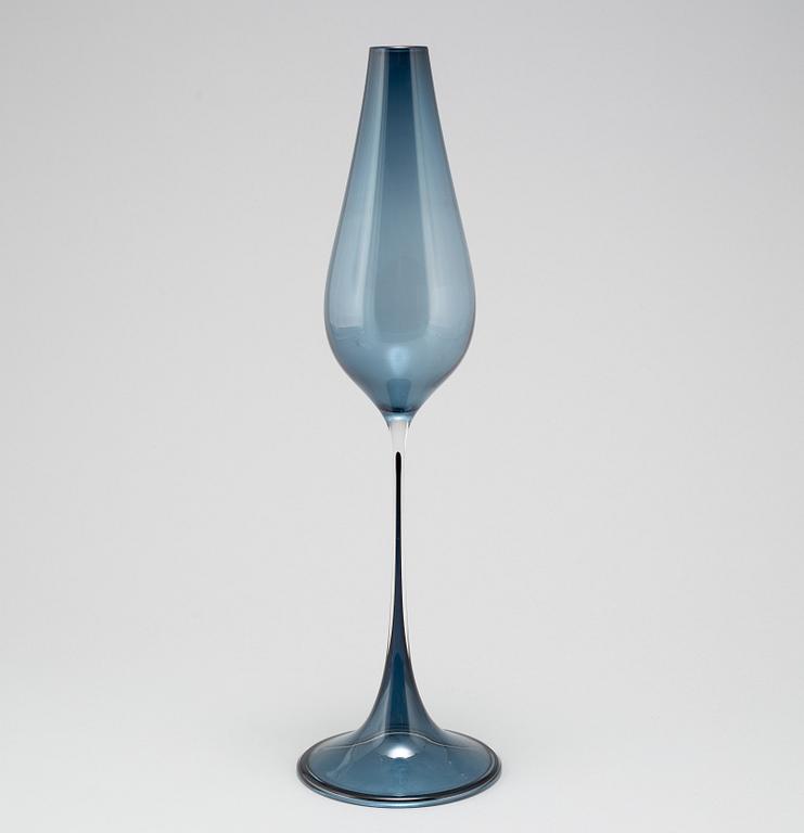 NILS LANDBERG, a glass goblet "Tulip", Orrefors, signed and numbered 312-57.