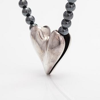 Georg Jensen, A pearl collier with a pendant made of hematites and sterling silver. Denmark.