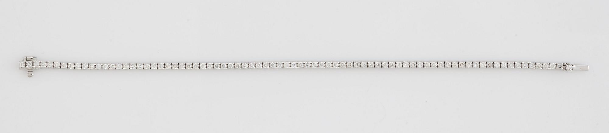 A brilliant cut diamond bracelet.