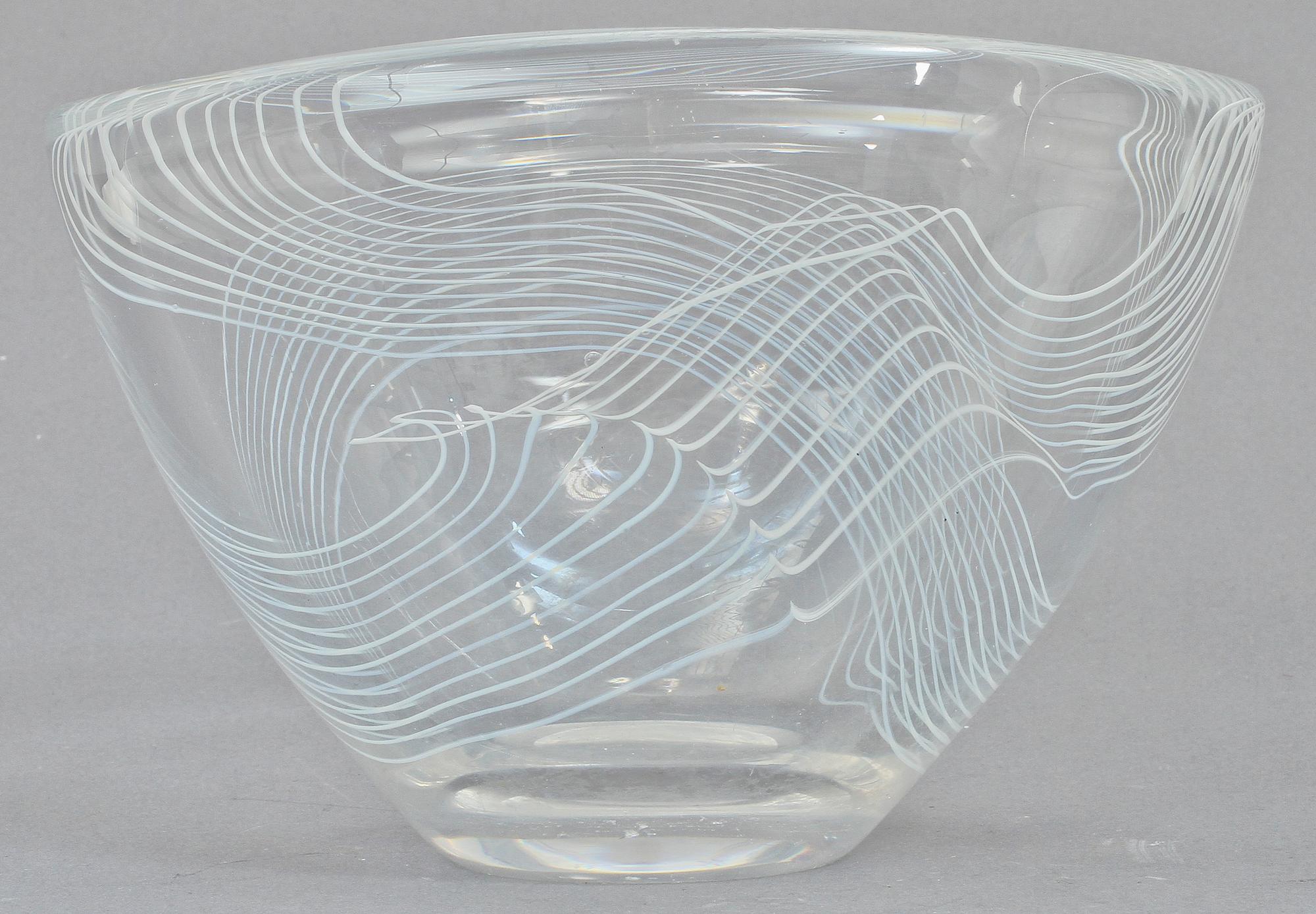 SKÅL, glas, Vicke Lindstrand, Kosta, 1900-talets andra hälft.