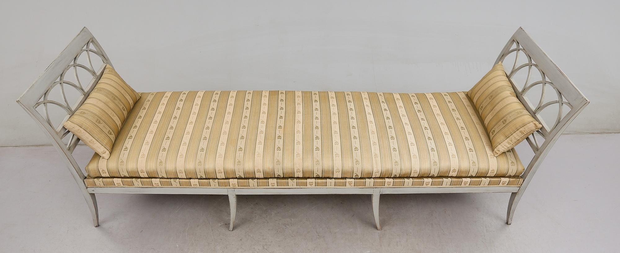 BÄNK, empire, 1800-talets första hälft.