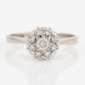 Ring, 18K white gold set with brilliant-cut diamonds.