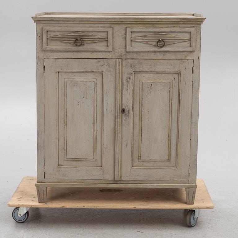 A painted cabinet, 19th century.