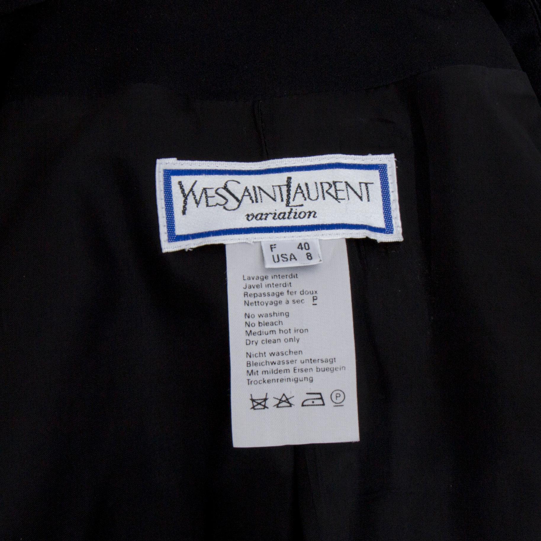 KAVAJ, Yves Saint Laurent, storlek 40.