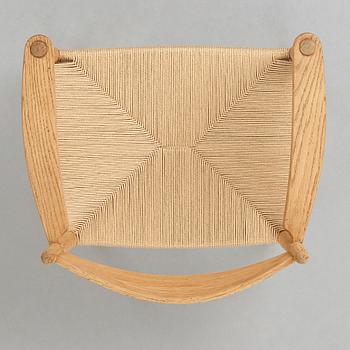 HANS J WEGNER, a "CH37" chair for Carl Hansen & Søn, Denmark, 1950-60's.