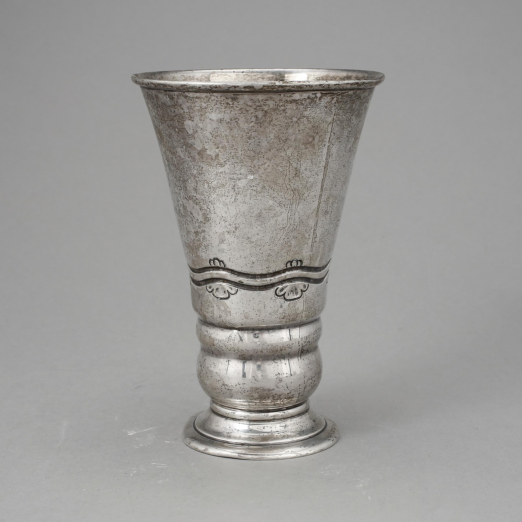 VAS, silver, Christian. F. Heise, Köpenhamn, Danmark, 1922. Vikt ca 185g.