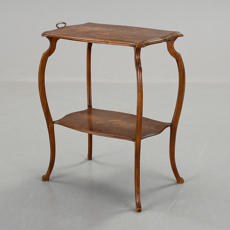 BORD, Emile Gallé. Frankrike, Art Nouveau, omkring år 1900.
