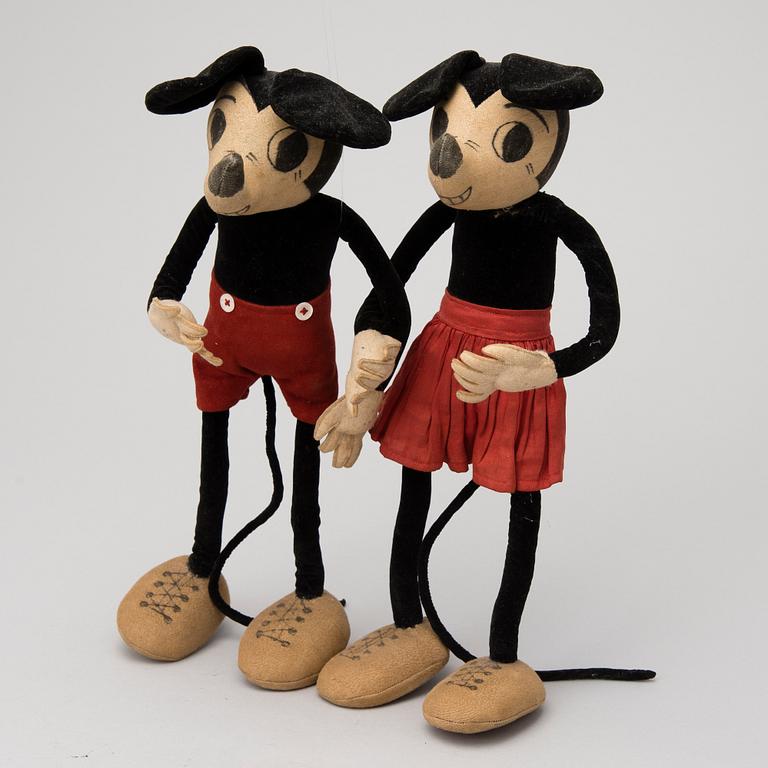 A pair of dolls, Mickey Mouse and Minnie Mouse, 1930s.