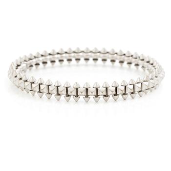 559. Cartier armring "Clash de Cartier" 18K vitguld.