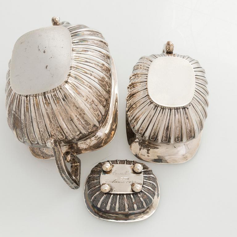 Sokerikko ja kermakko sekä suolakko, sterlinghopeaa, Englanti 1906-1912.