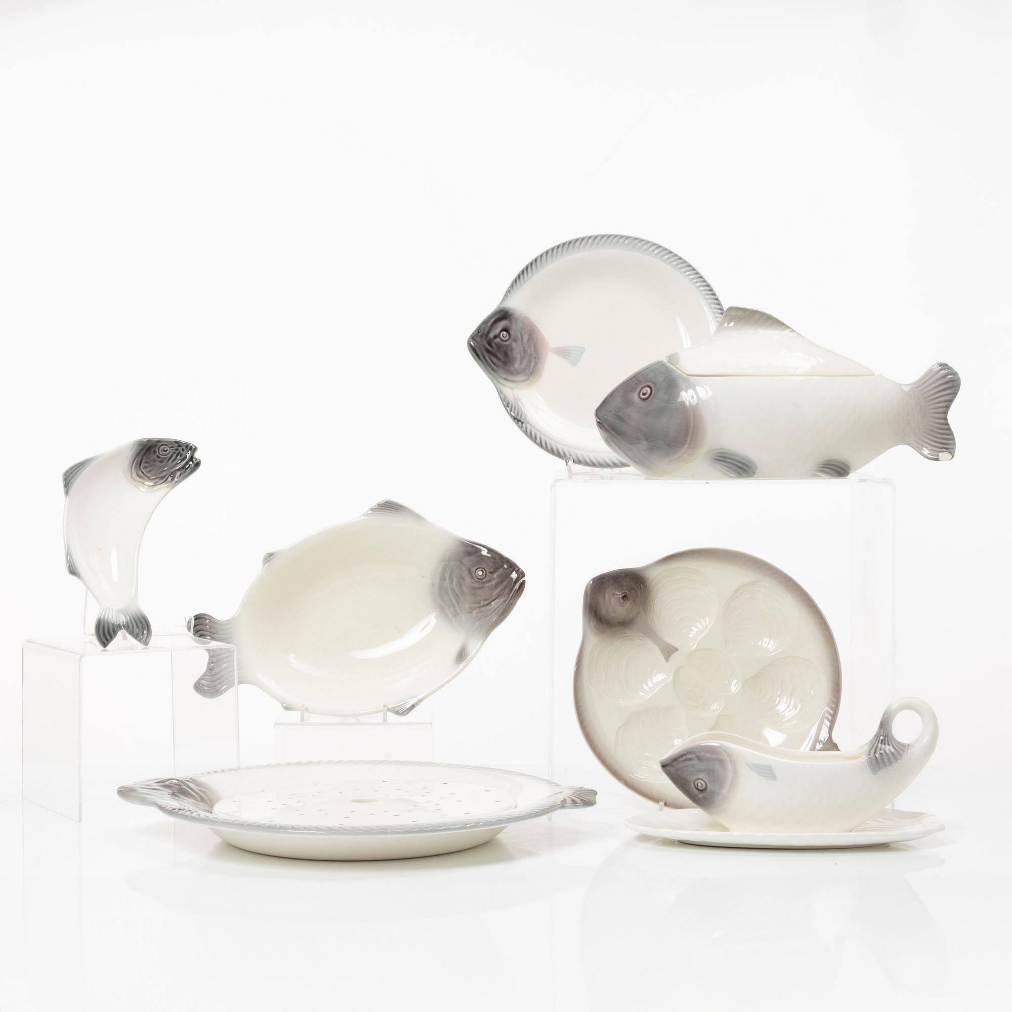 Fiskservis, 33 delar, flintgods, Waechtersbach, Tyskland, 1900-talets första hälft.