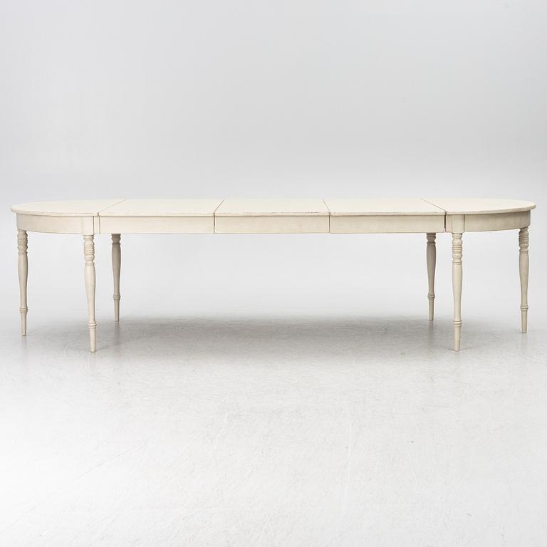 Dining table, 19th century.