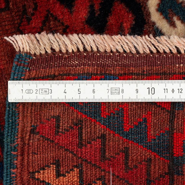 An antique Yomut carpet, ca 336 x 194-202 cm.