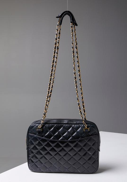 AXELREMSVÄSKA, Chanel.