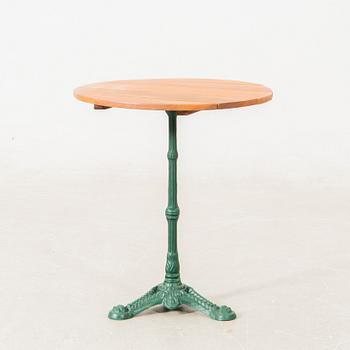 Trädgårdsbord 1900-talets andra hälft.