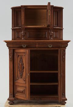 SKÄNKSKÅP, nyrenässans, 1800-talets slut.