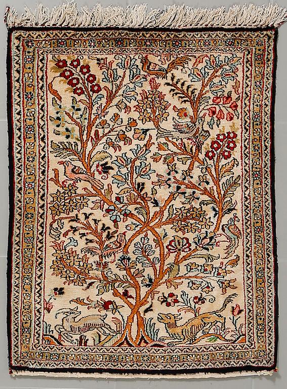 A Ghom rug, old/semiantique, silk, 77 x 57 cm.