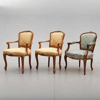 KARMSTOLAR, 3 st, (2+1) rokokostil, 1900-talets första hälft samt 1900-talets mitt.