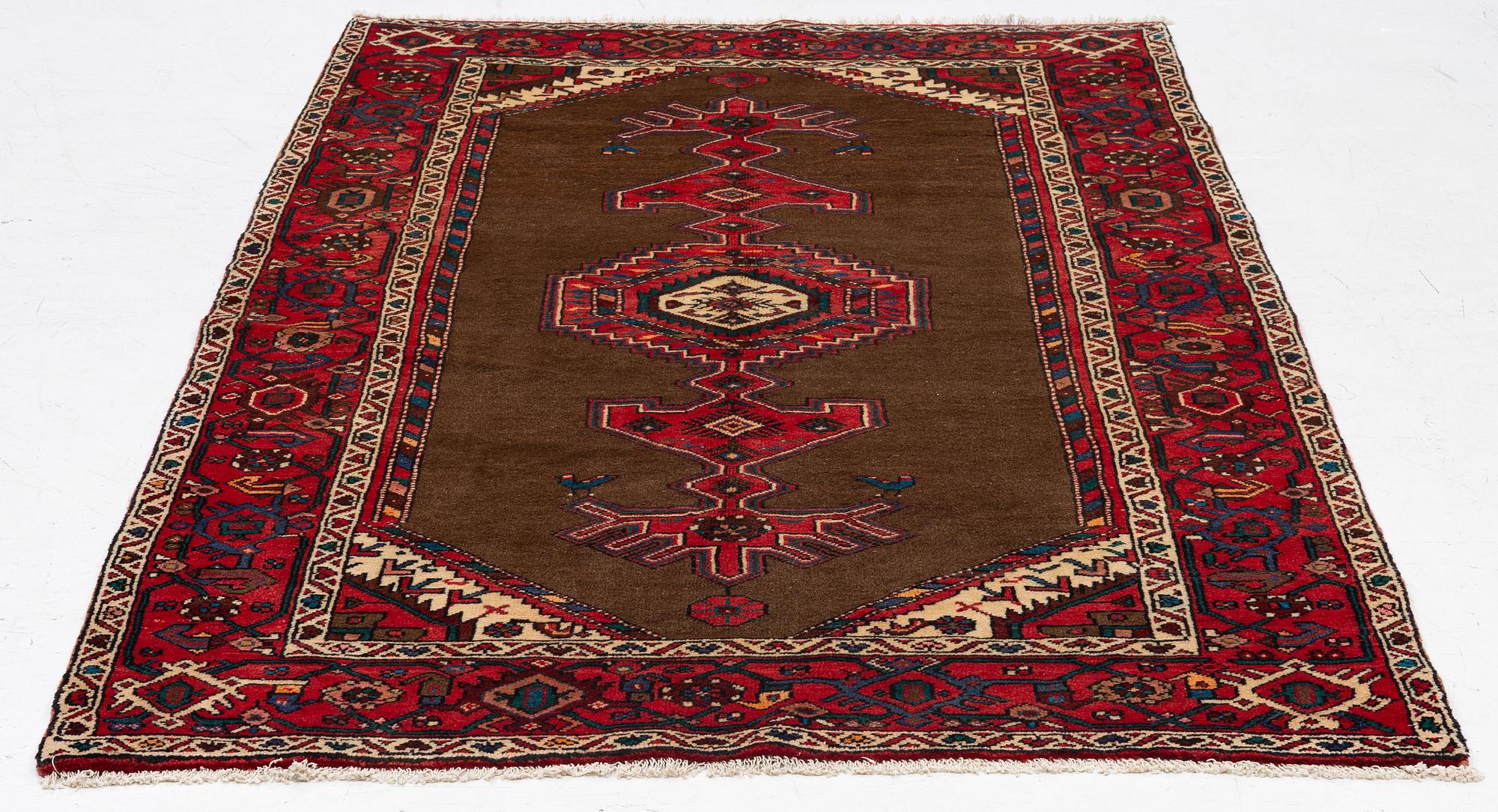 Matta, Hamadan, ca 269 x 159 cm.