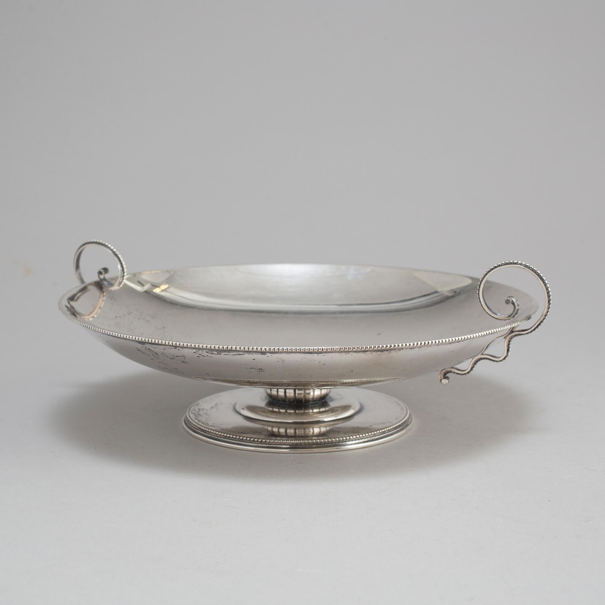 CG HALLBERG, a silver dish from Stockholm, 1933.