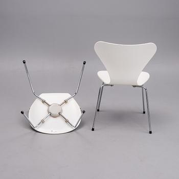 STOLAR, 4 ST, "Sjuan", Arne Jacobsen, Fritz Hansen, Danmark, 1980-tal.