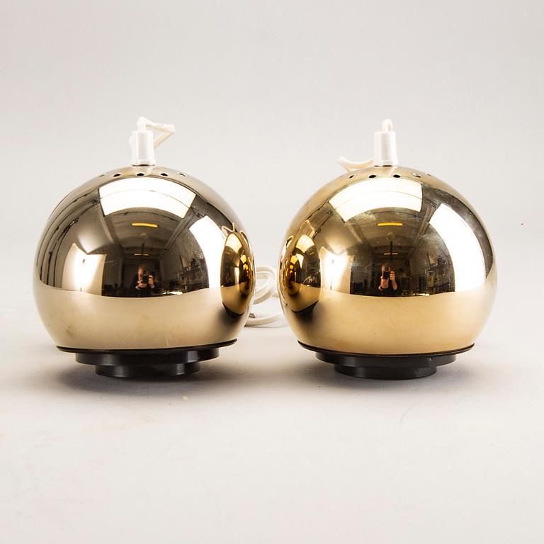 Vägglampor, ett par, abo Randers, "Guld-magnetlampe", Danmark, 1970-tal.