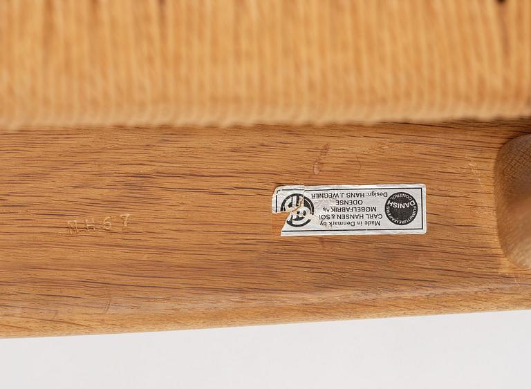 Hans J. Wegner, fåtöljer, ett par, "CH25", Carl Hansen & Son, Danmark, 1960-tal.