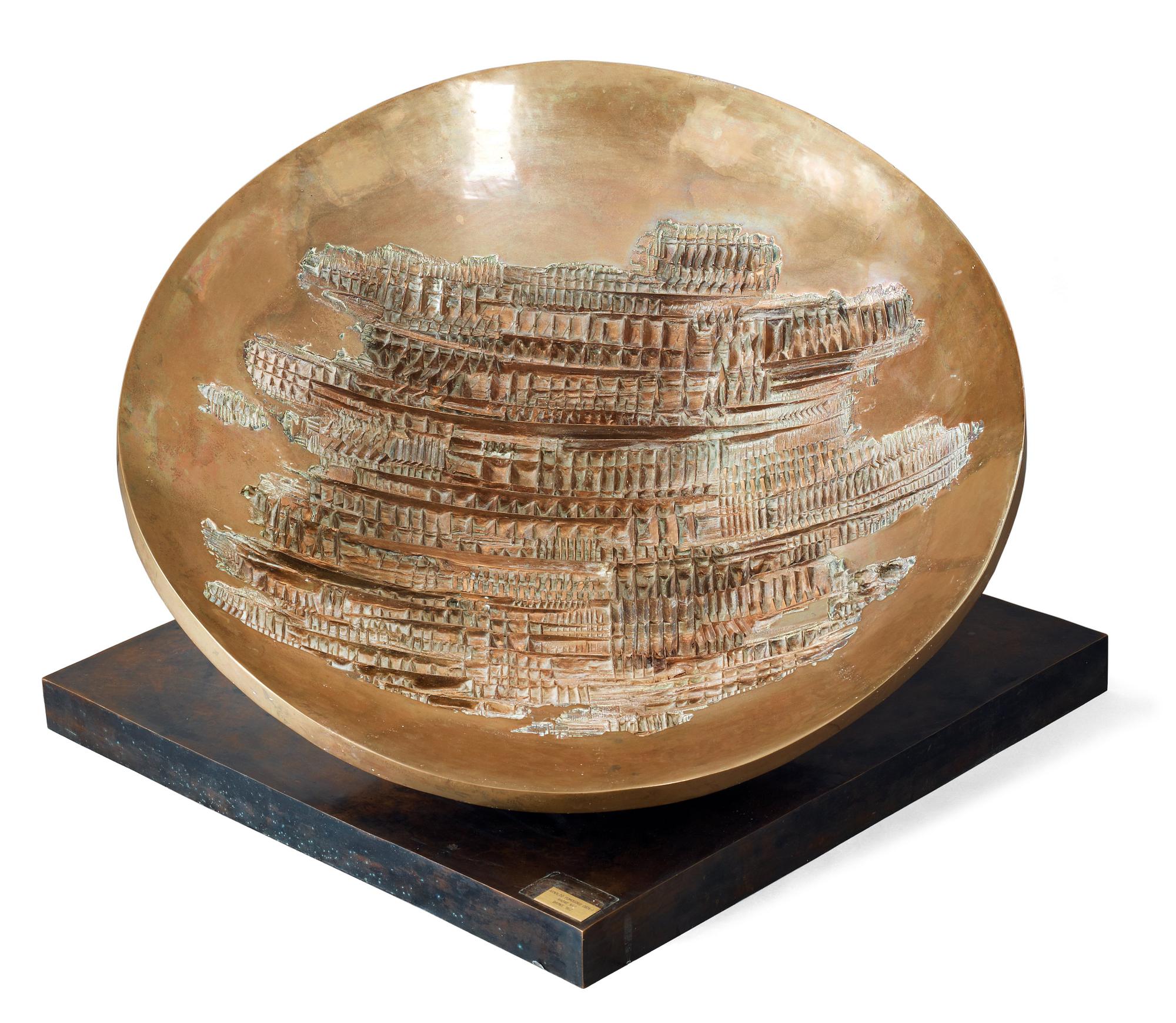 Arnaldo Pomodoro, "Radar No 2".