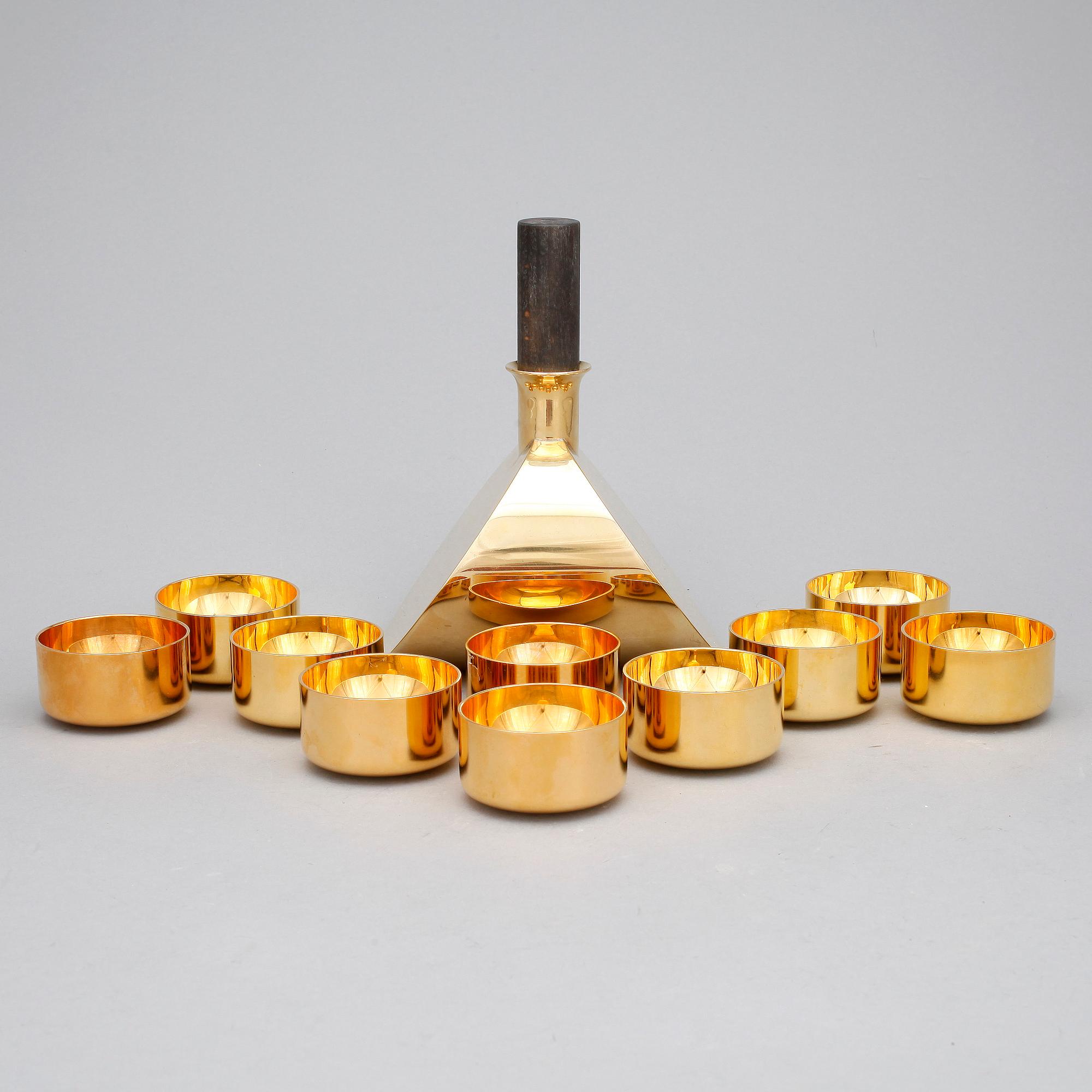 PLUNTA OCH SUPKOPPAR, 1+10st, mässing och förgylld mässing, Pierre Forsell, Skultuna.