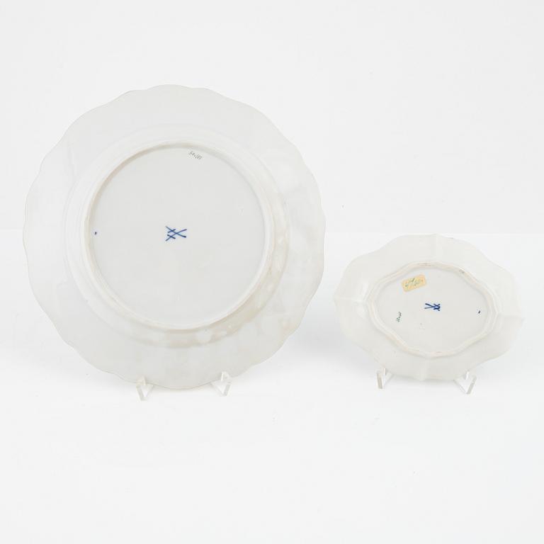 Seven pieces of 'Indische Malerei Grün' porcelain service, Miessen, 20th Century.