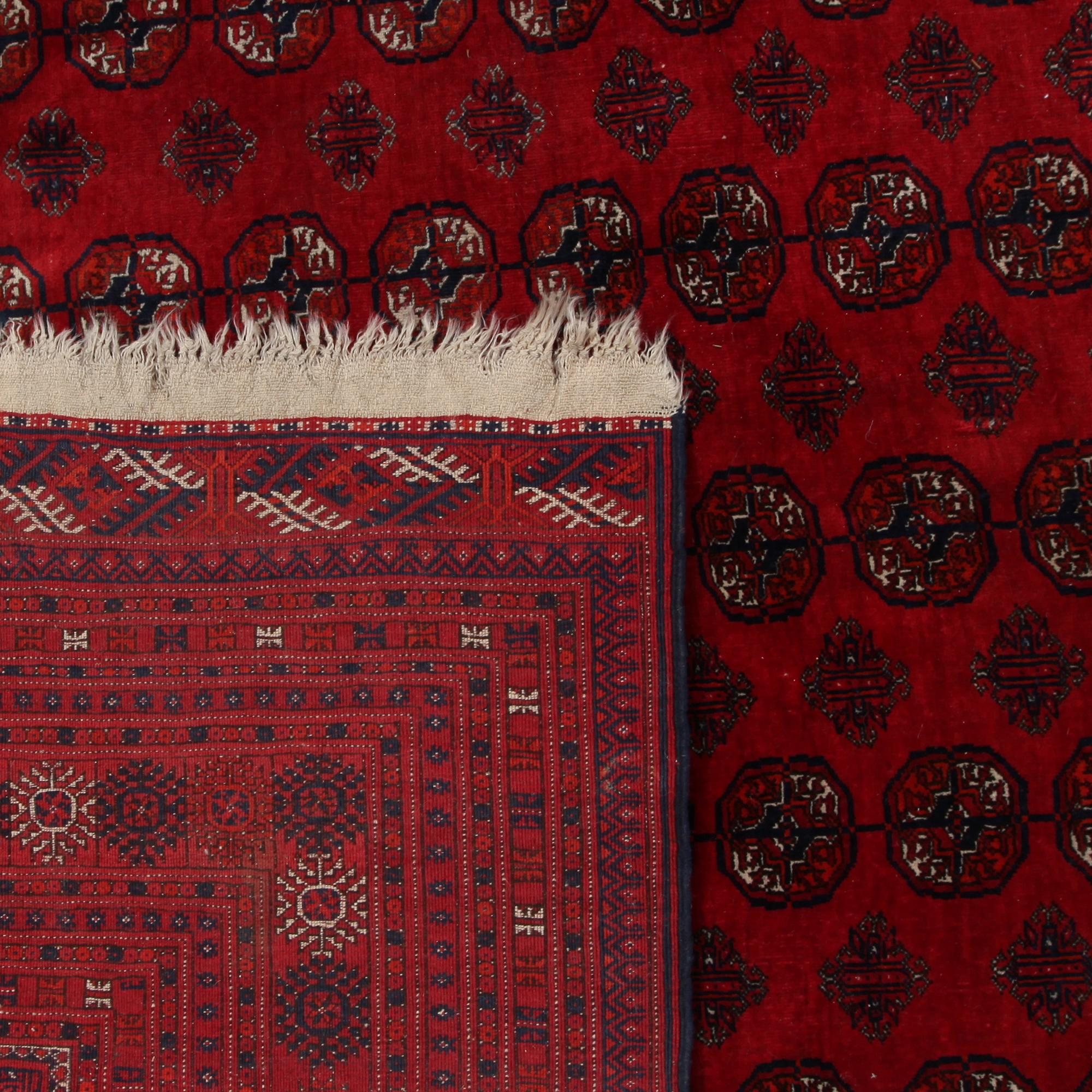 MATTA, Bocchara, old/semiantik, 300 x 200 cm.