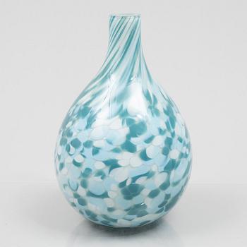 Ann Wåhlström, a vase.