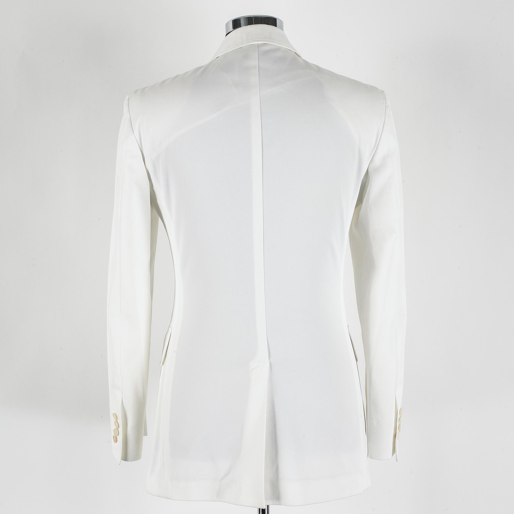 KAVAJ, Ralph Lauren.