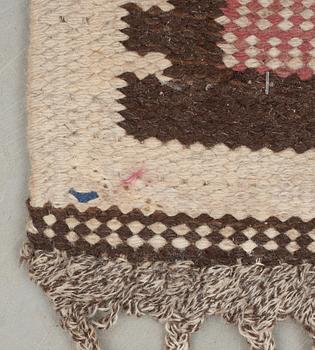 MATTA. "Nyponblomman". Rölakan. 180,5 x 132,5 cm. Signerad AB MMF.