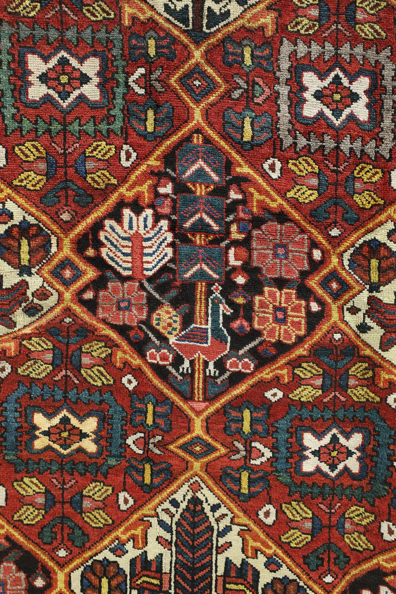 Matta, Bakhtiari, ca 382 x 268 cm.