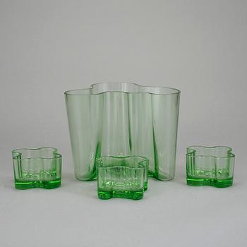 VAS och LJUSLYKTOR, 4 delar, glas, Alvar Aalto, Iittala.