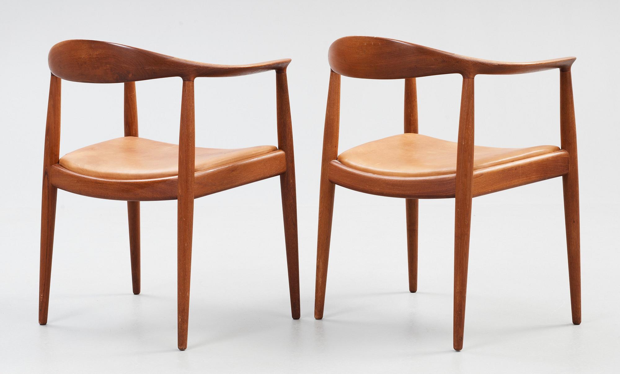 HANS J WEGNER, "The Chair", ett par, Johannes Hansen, Danmark, 1950-60-tal.