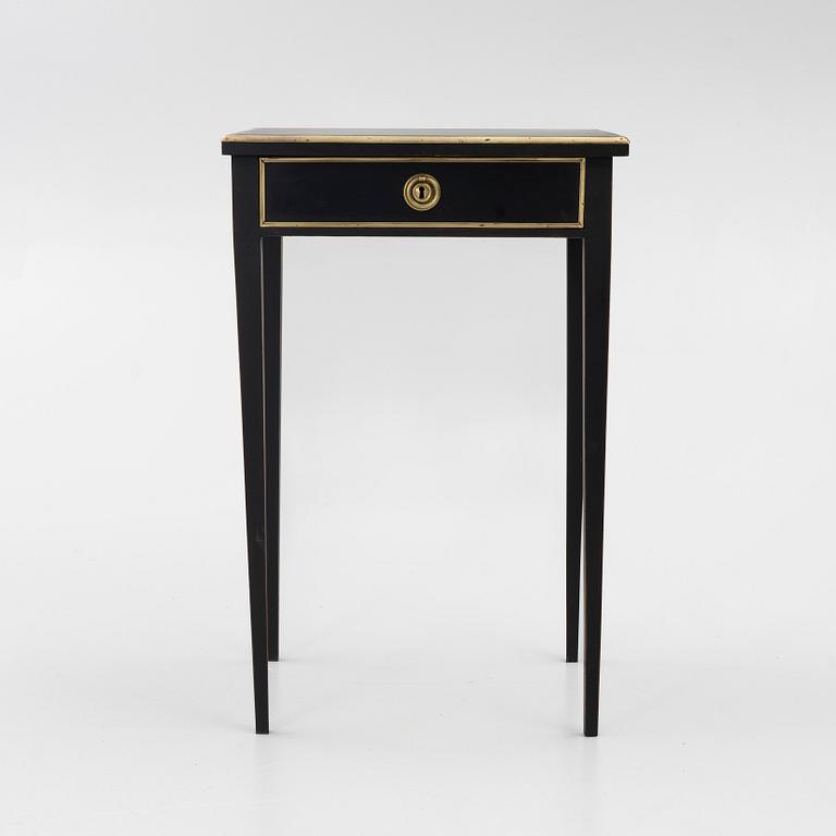 Sybord, sengustavisnk stil, omkring 1900-.