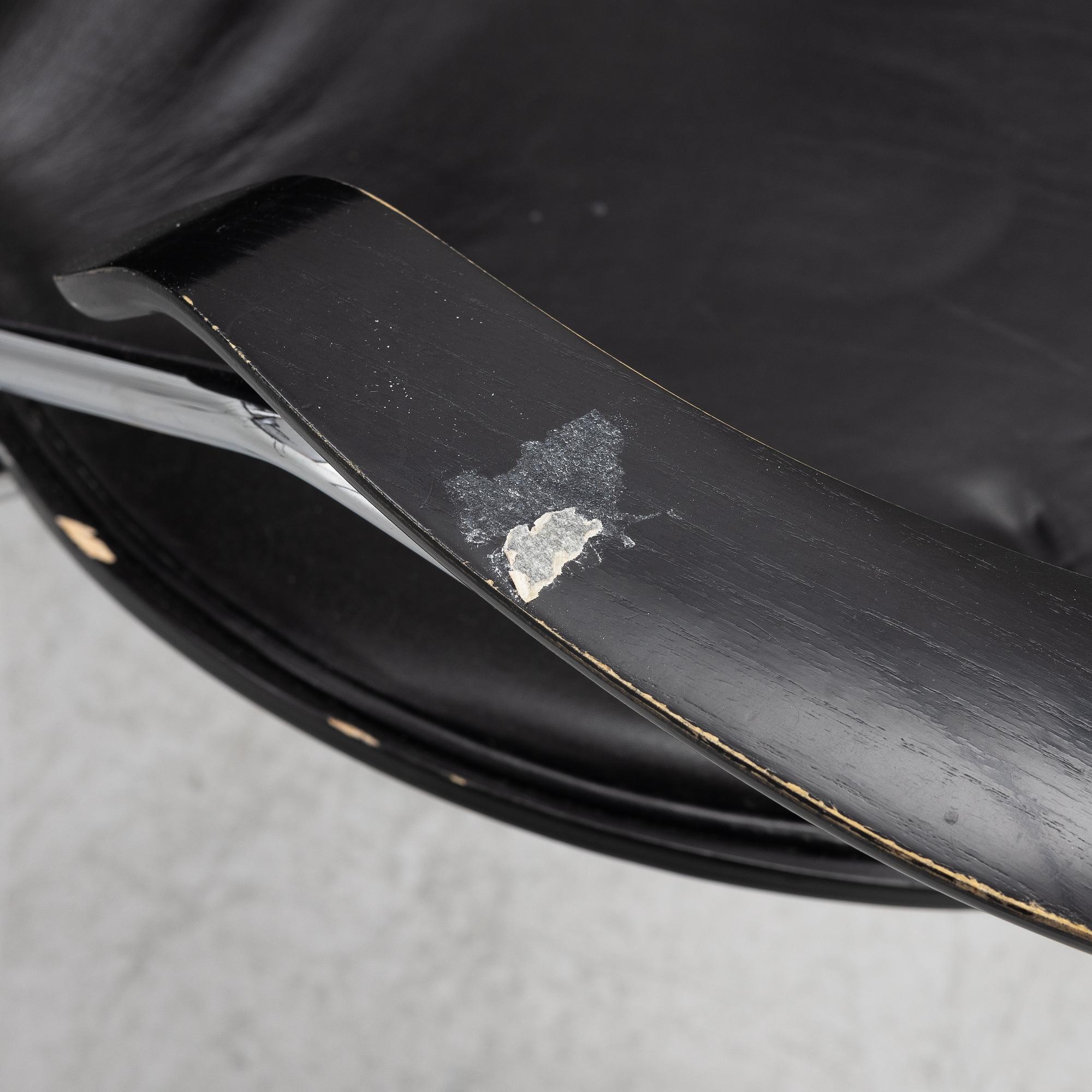 Arne Jacobsen, a set of 6 armchairs, "The Seven", Fritz Hansen, Denmark, 2006.