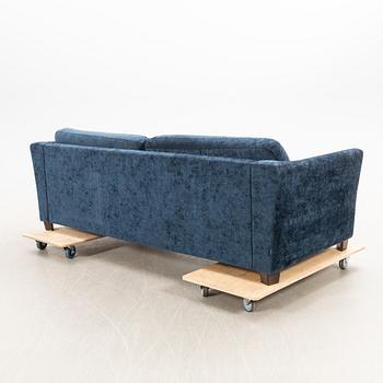 Soffa  Vilmers modern tillverkning.