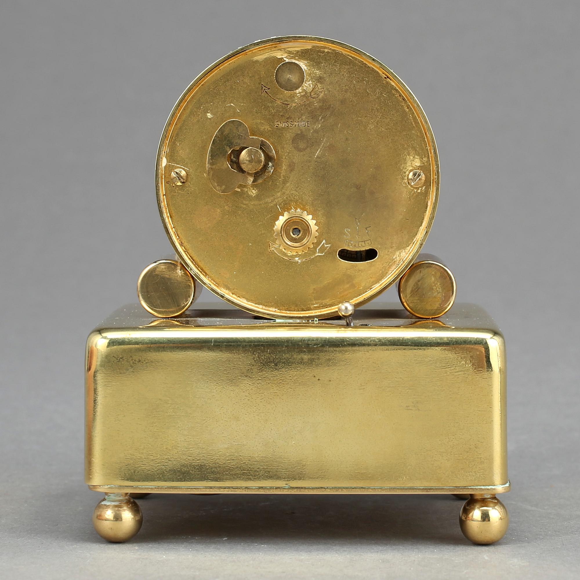 VÄCKARUR, Mässing, Schweiz, 1930-40-tal.
