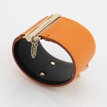 Chanel, a leather and steel bracelet, size S.