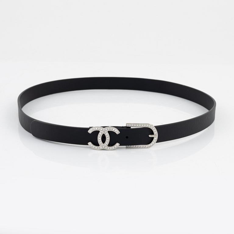 Chanel, skärp, storlek 85.