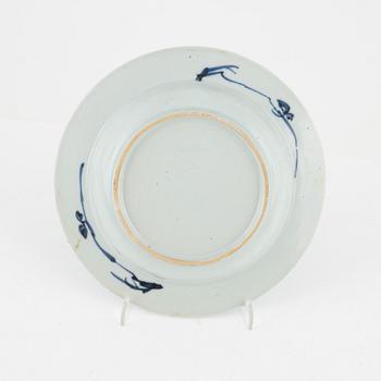 Servisdelar, porslin, 43 st, Kina, Qingdynastin, mestadels Qianlong (1735-95).