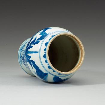 A blue and white vase, Transition 17th century.