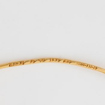 Sigurd Persson, a pair of earrings, 18K gold with cultured pearls, Stockholm 1965.